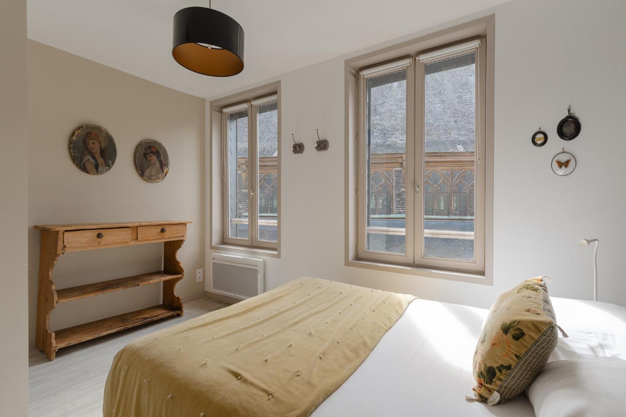 Studio Et Appartements Sainte Catherine Honfleur Exterior photo