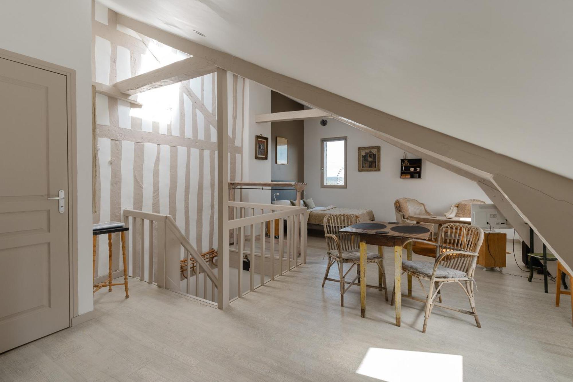 Studio Et Appartements Sainte Catherine Honfleur Exterior photo